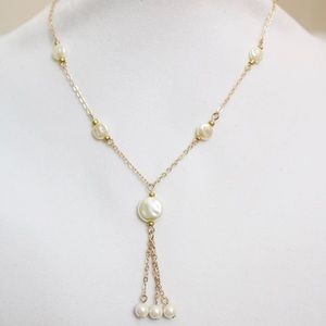 Water pearl necklace